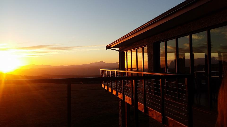 Sunset cocktails served on the Intle viewing deck for wedding guests